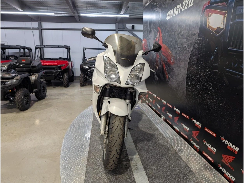 Honda Vfr 800 2006 alt