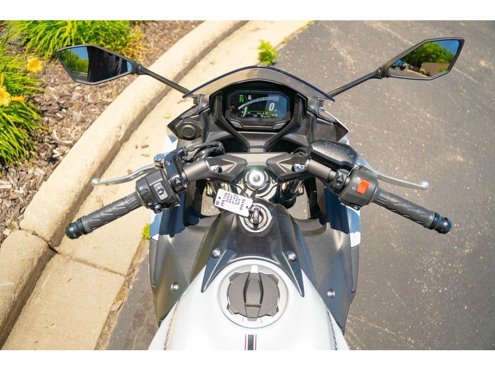 2026 Kawasaki Ninja® 650 Abs alt