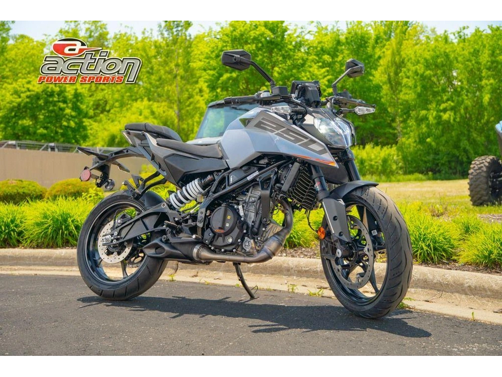 2026 Ktm 250 Duke alt