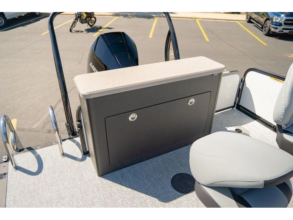 2026 Premier 230 Solaris Rs - Cl alt