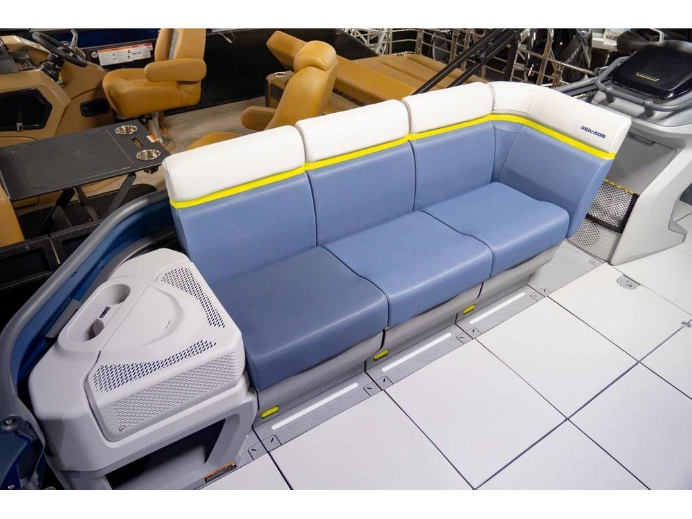 2025 Sea-doo Switch™ Cruise Limited 21 - 230 Hp Painted alt