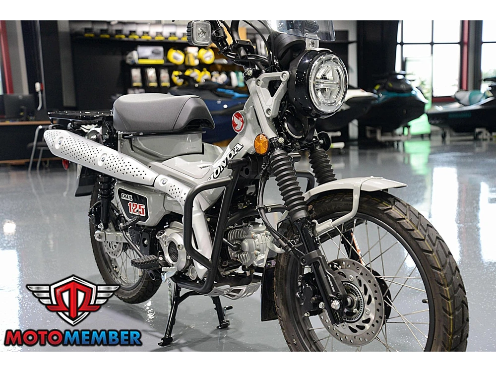2025 Honda Trail 125 alt