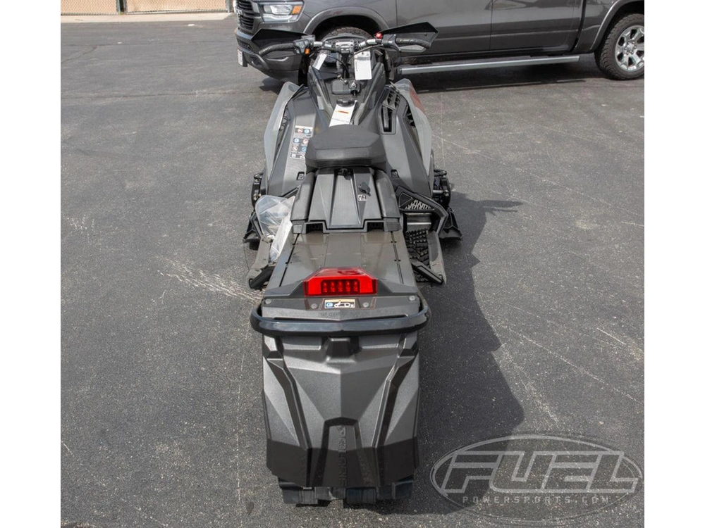 2025 Polaris Boost Switchback Assault 146 Shadow Gray / Gloss Black alt