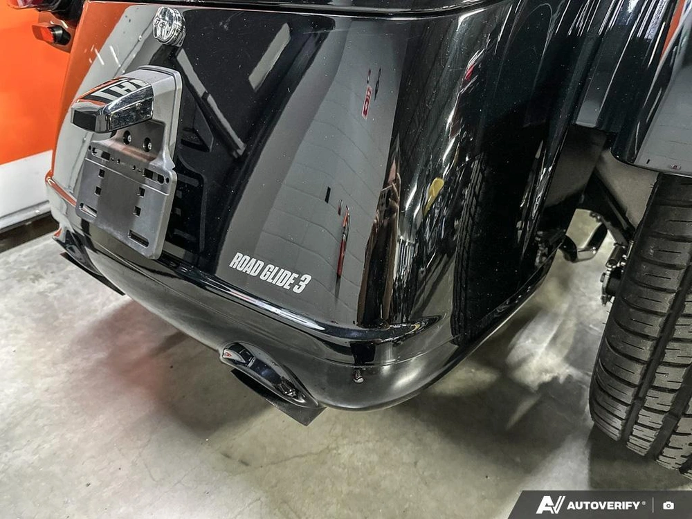 2026 Harley-davidson Road Glide 3 alt