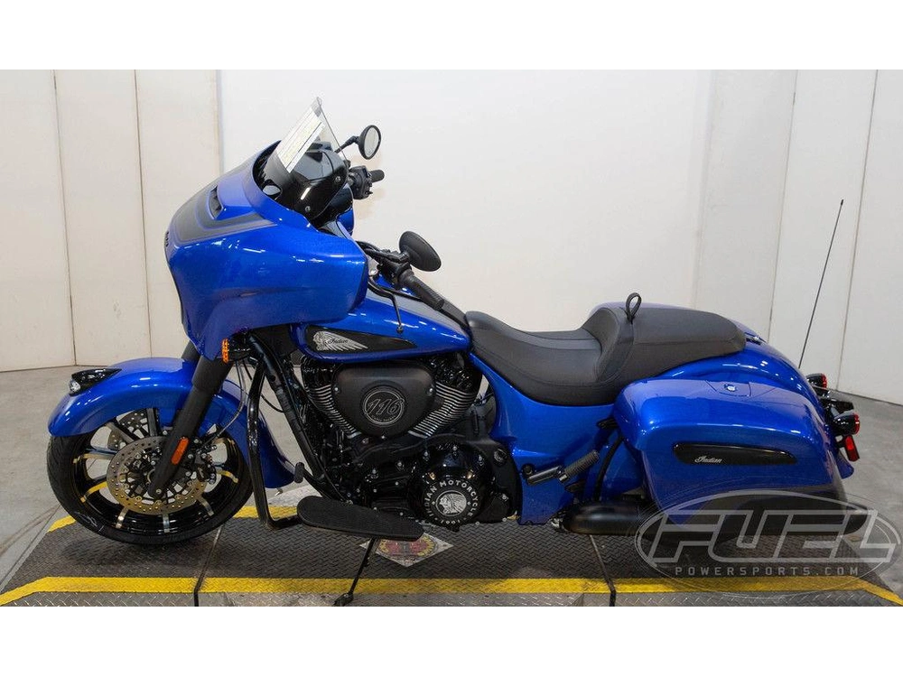 2026 Indian Motorcycle Chieftain® Dark Horse® Deep Blue Metallic alt