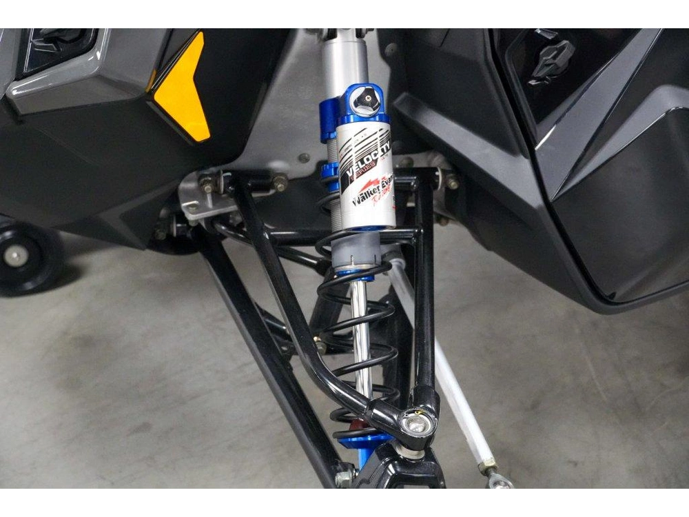 Polaris 850 Indy Vr1 137 2024 alt