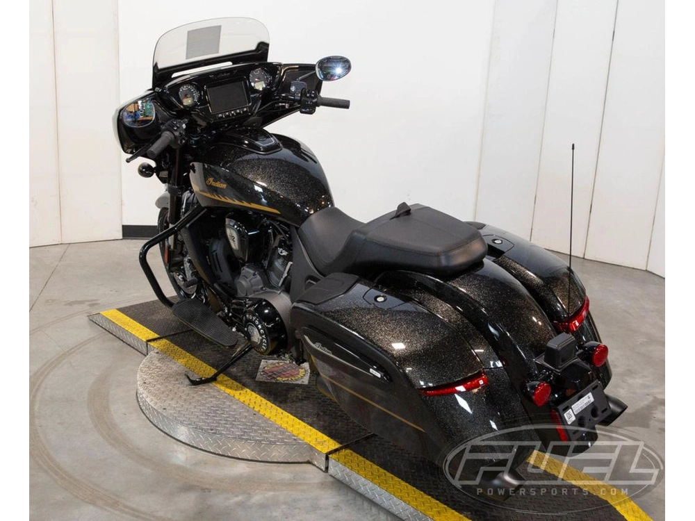 2026 Indian Motorcycle Chieftain® Powerplus Dark Horse® 112 W/powerband Black Crystal W/black Meta alt