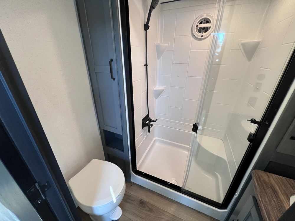 Forest River Puma Vista 402lft 2027 alt