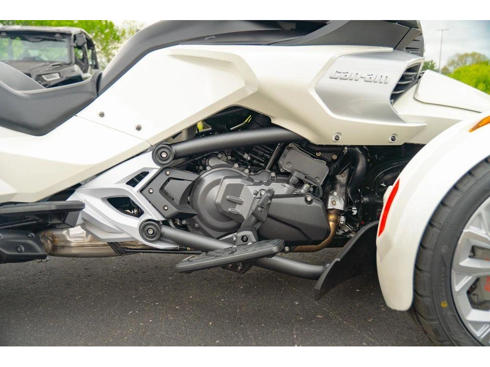 2026 Can-am Spyder F3 Limited Platine alt
