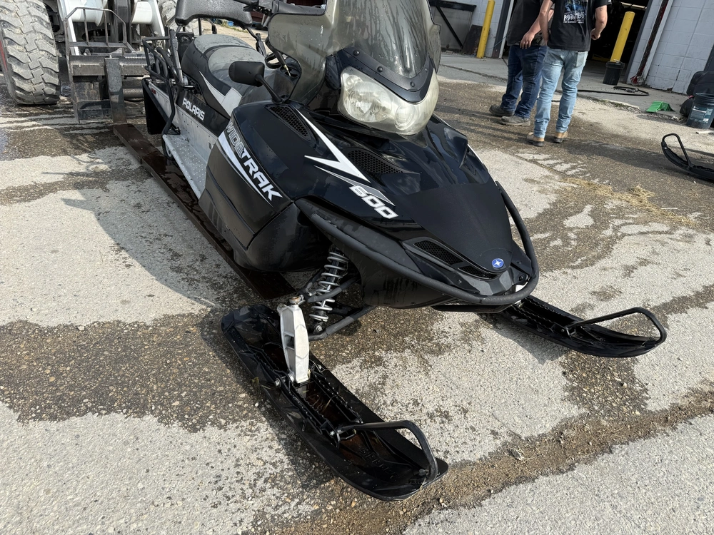 2015 Polaris 600 Widetrak Iq 600 alt