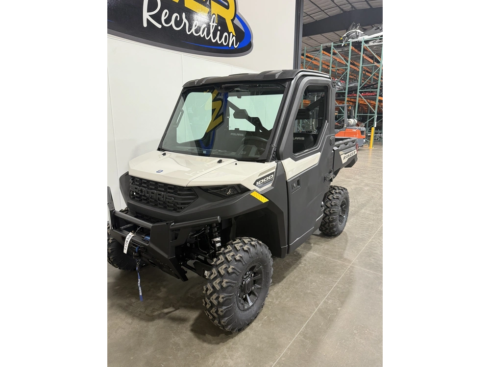 2026 Polaris Ranger 1000 Cab alt