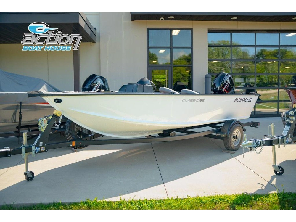 2027 Alumacraft Classic 165 Side Console alt