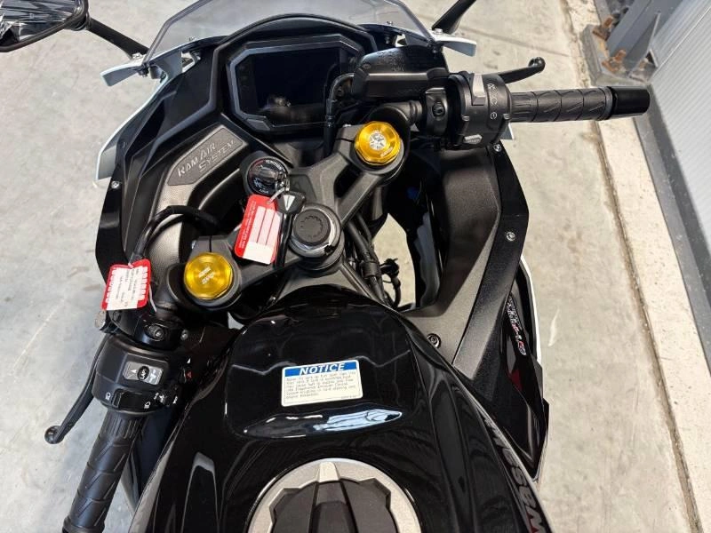 2026 Kawasaki Ninja Zx-4rr alt