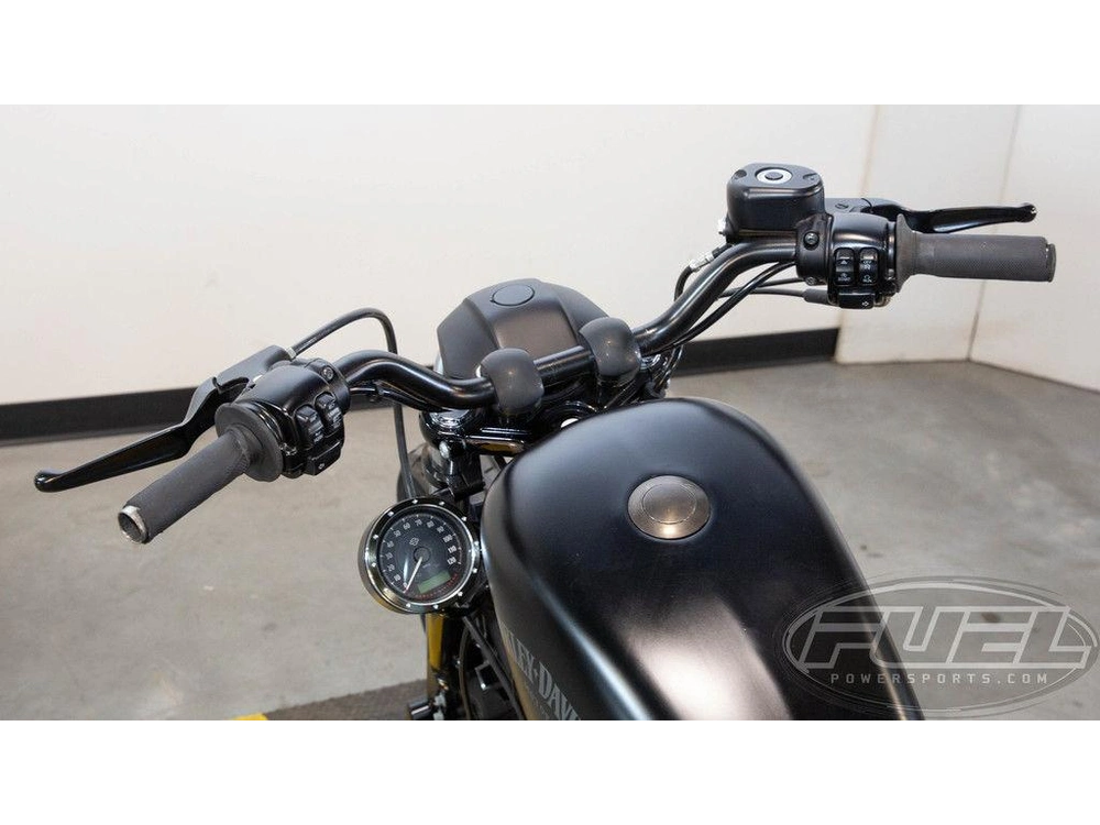 2015 Harley-davidson Xl883n - Sportster® Iron 883™ alt