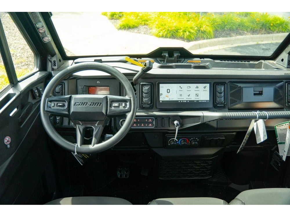2026 Can-am Defender Max Xt Cab Hd11 alt