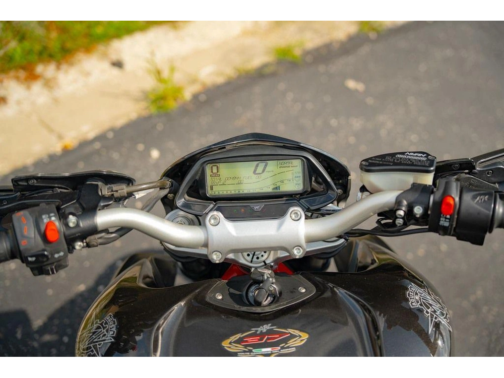2014 Mv Agusta Rivale 800 alt