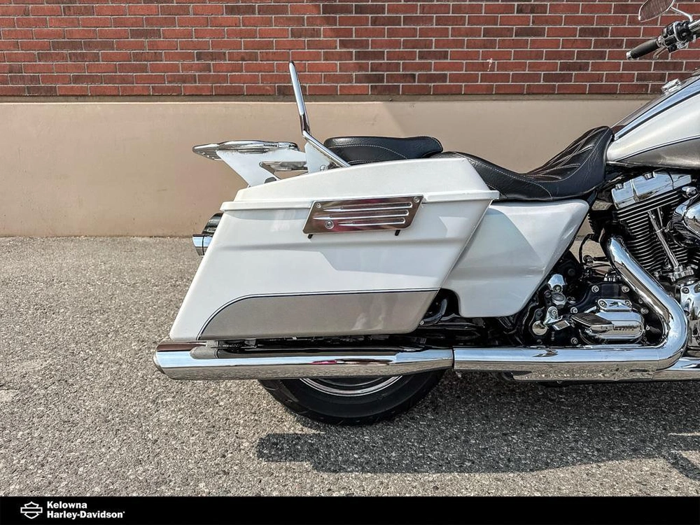 2009 Harley-davidson Flhrc - Road King Classic alt