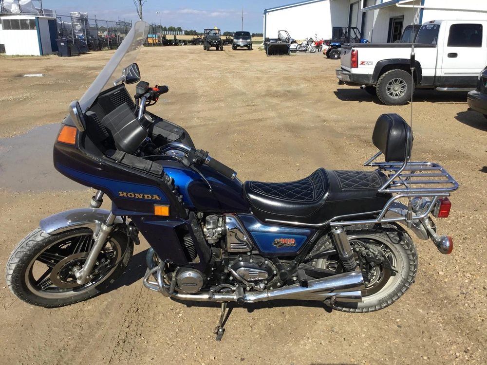 1982 Honda 900 Custom Mc