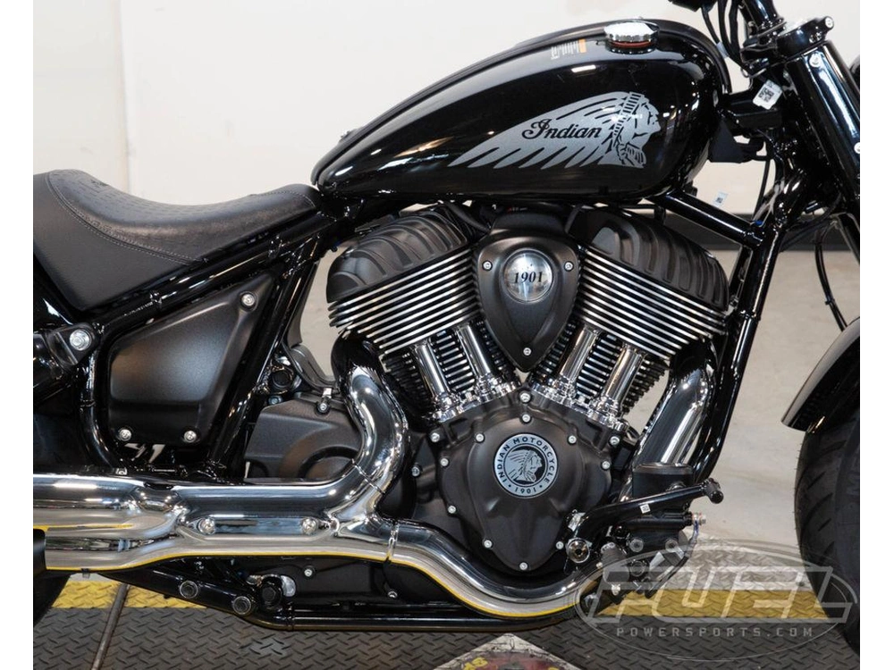 2026 Indian Motorcycle Chief® Bobber Black Metallic alt