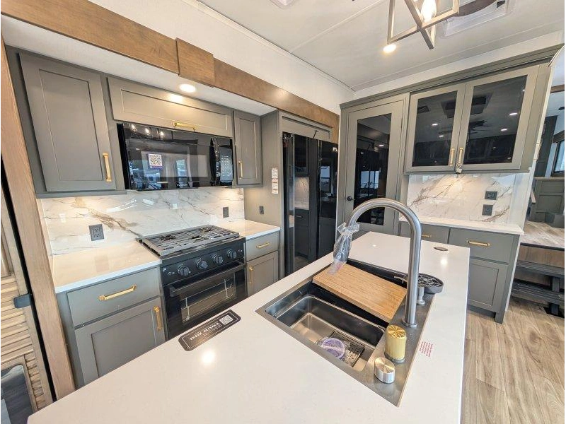 Keystone Rv Montana 290rl 2027 alt