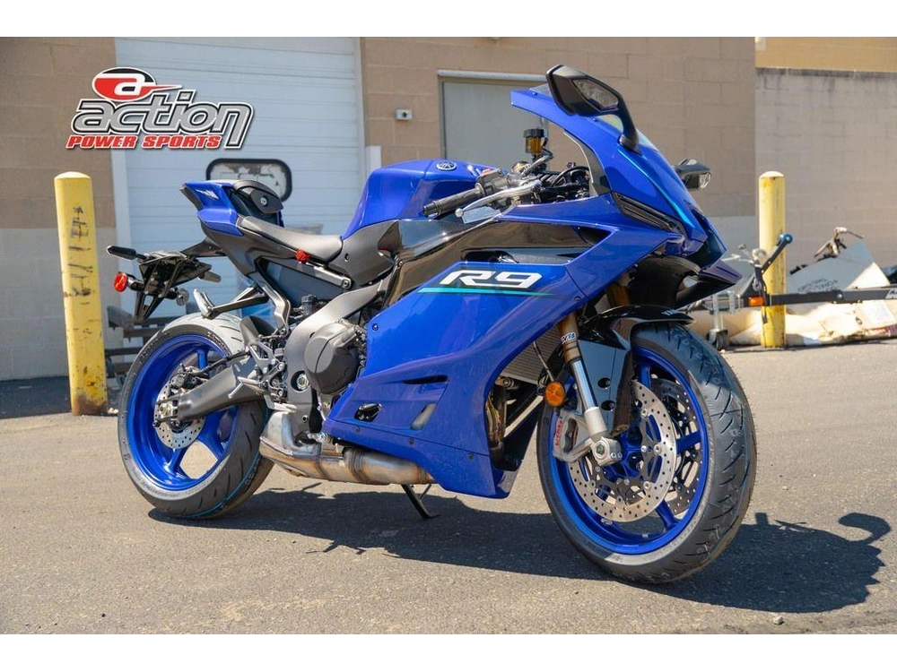 2026 Yamaha Yzf-r9 alt