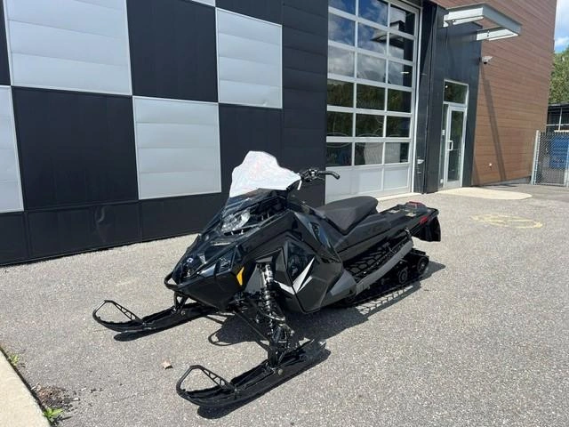 2027 Polaris 850 Sb Xc 146 1.6 Blk alt