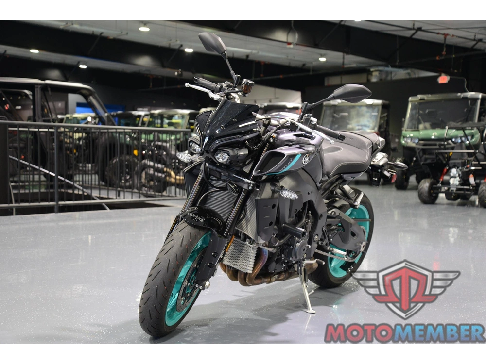 2024 Yamaha Mt-10 alt