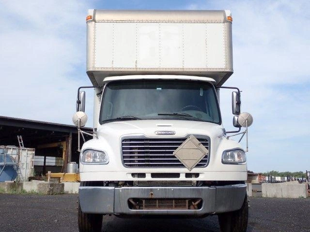 Freightliner M2106 2016