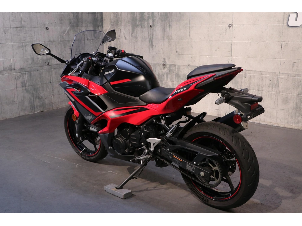Kawasaki Ninja 500 Se 2025 alt