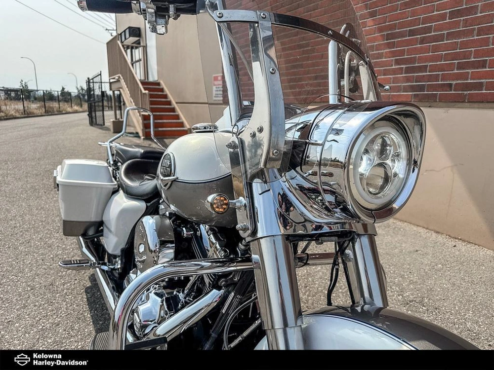 2009 Harley-davidson Flhrc - Road King Classic alt