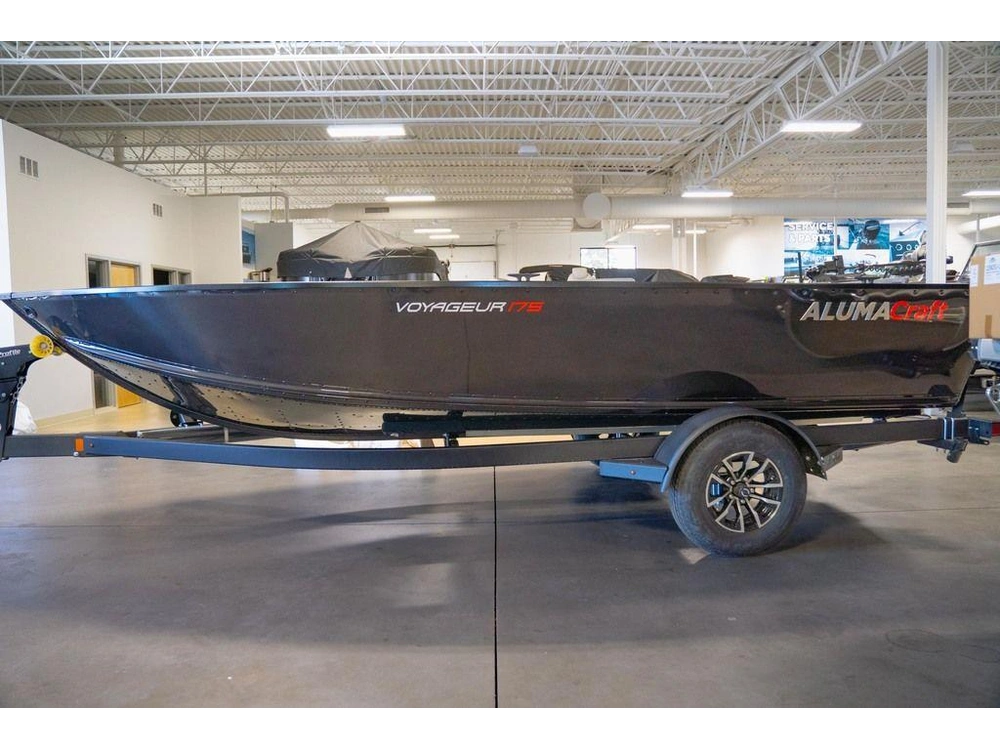 2026 Alumacraft Voyageur 175 Tiller alt