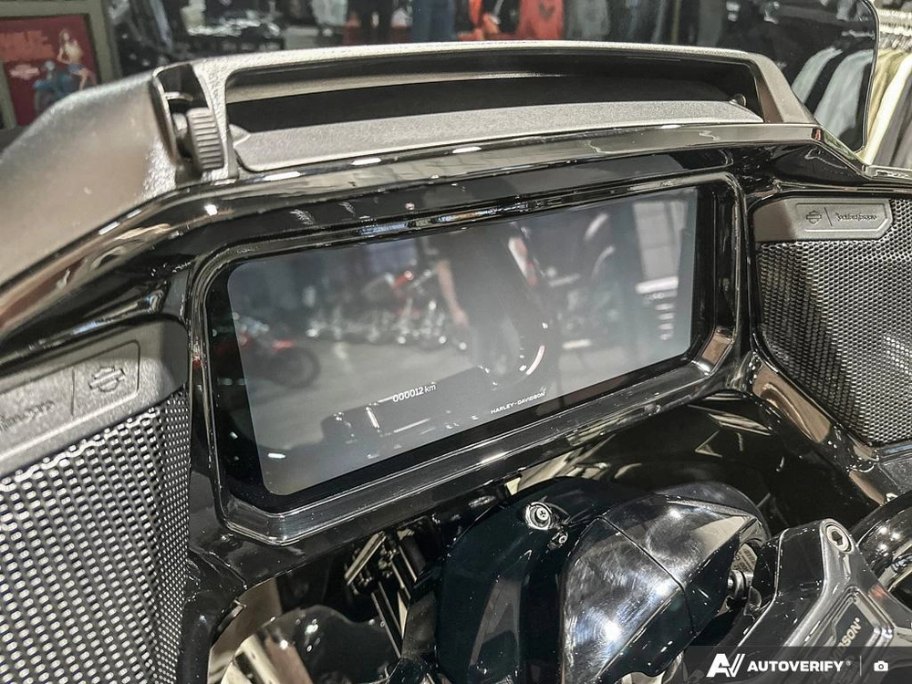 2026 Harley-davidson Road Glide 3 alt