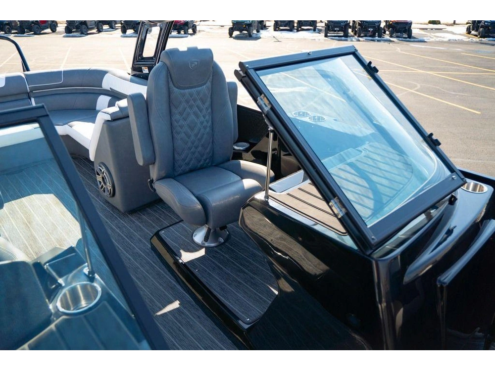 2026 Premier 250 Supersport Rf alt