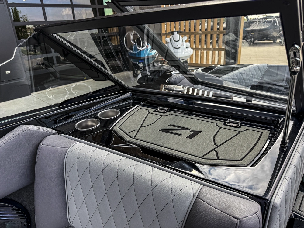 2027 Tige Boats Z1 alt