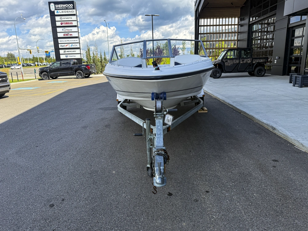 2004 Bayliner 175 alt