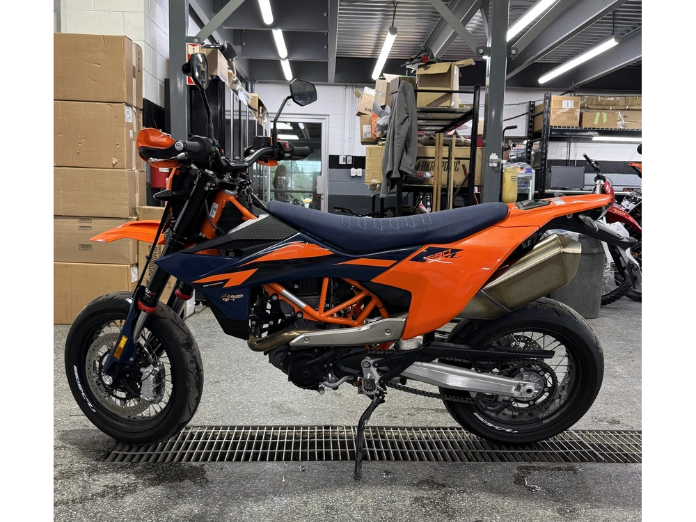 2026 Ktm 690 Smcr alt