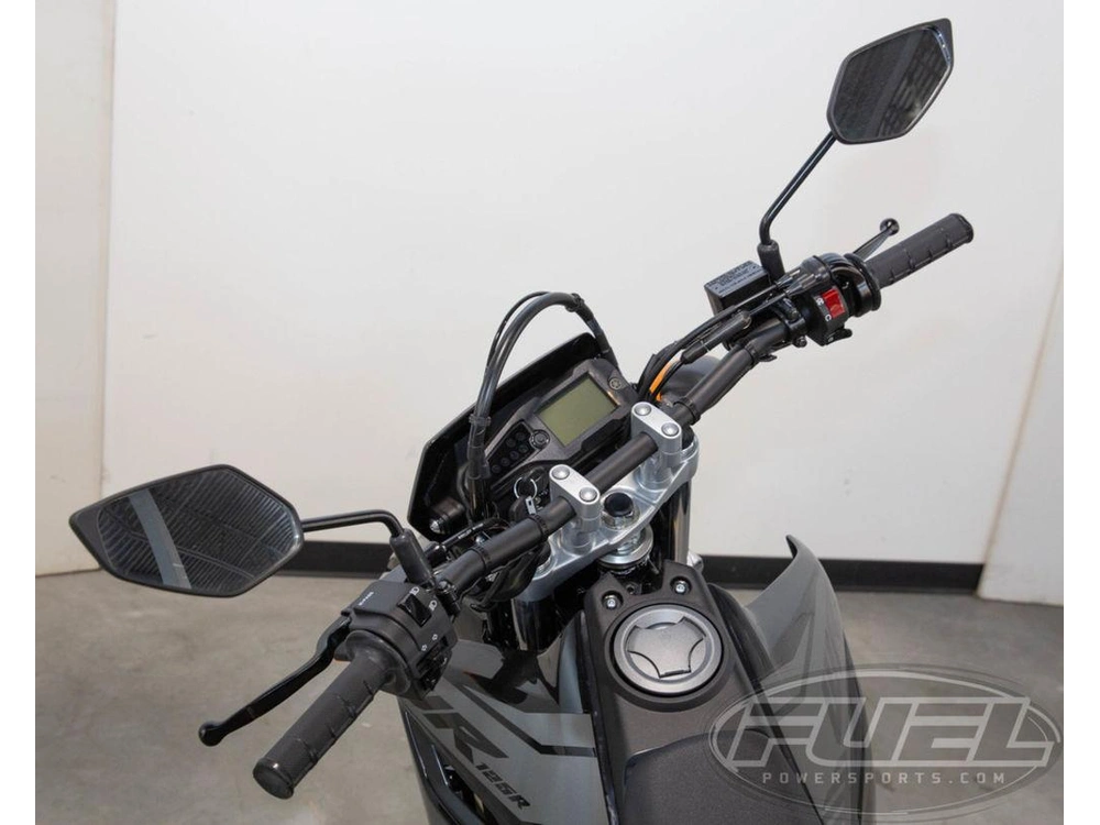 2026 Yamaha Wr125r alt