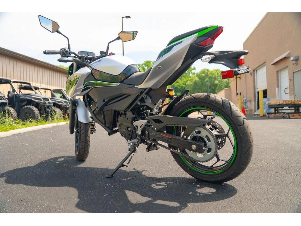 2024 Kawasaki Z E-1 Abs alt