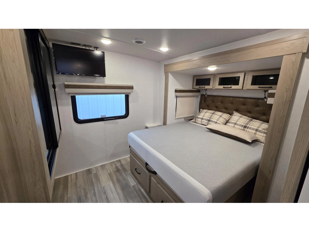 2024 Rockwood Mini Lite 2516s alt