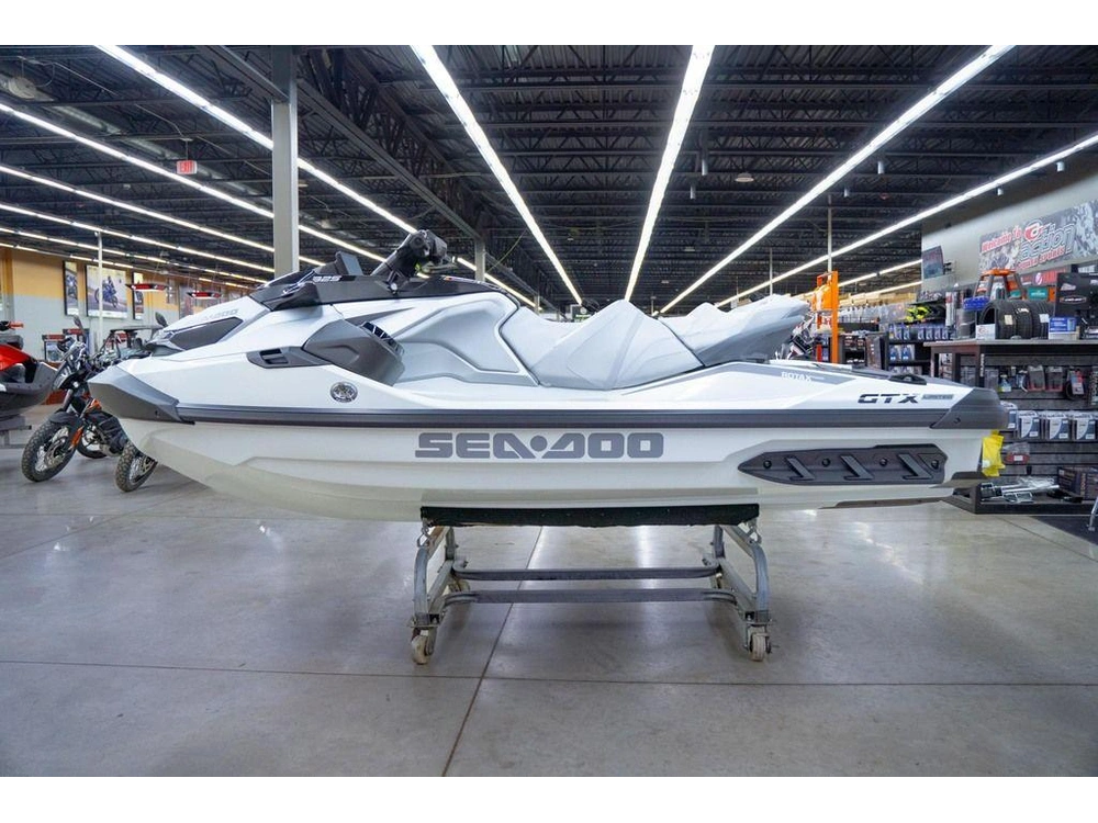 2026 Sea-doo Gtx™ Limited 325 White Pearl Premium alt