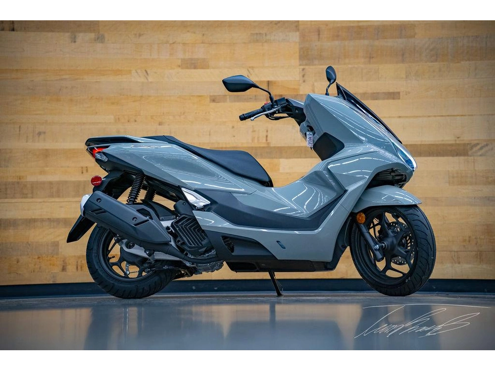 2025 Honda Pcx alt