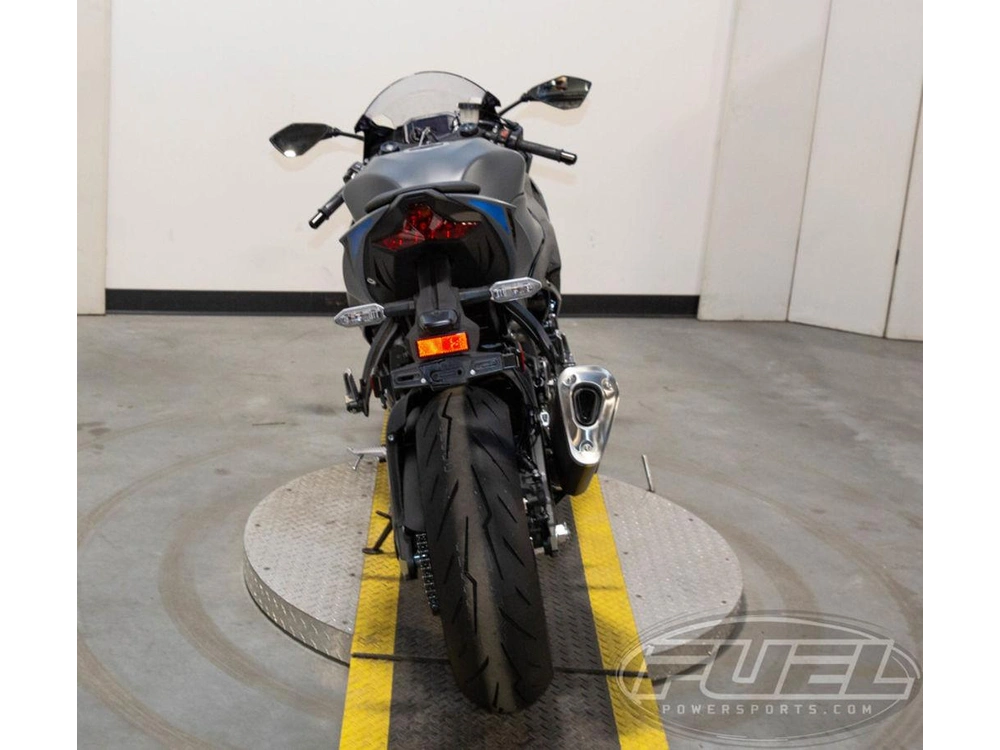 2026 Kawasaki Ninja® Zx™-6r alt