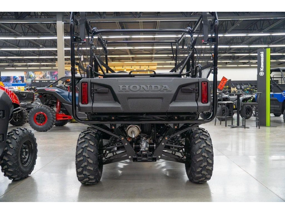 2026 Honda Pioneer 700-4 Deluxe alt