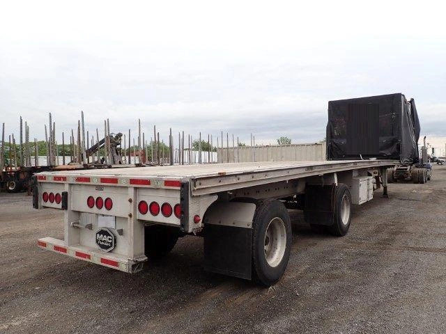 2016 Mac Flatbed