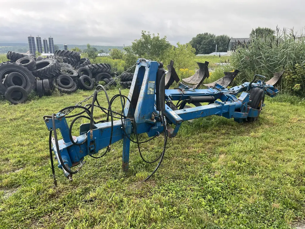 2000 Overum DV4108H
