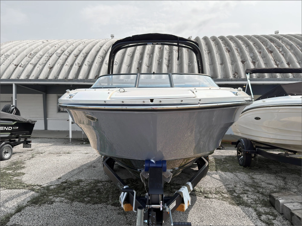 2027 Sea Ray Spo 210 alt
