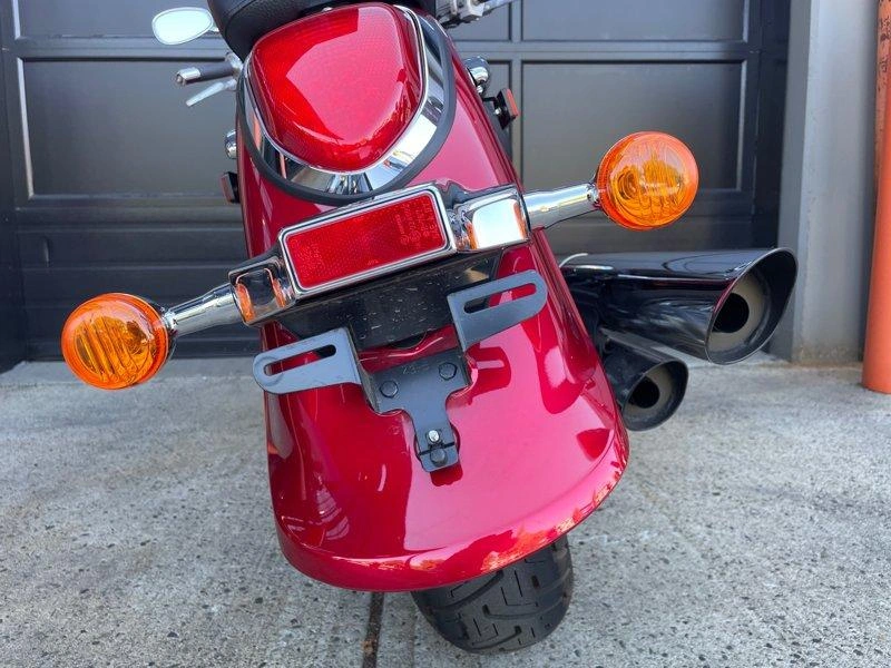 2024 Suzuki Boulevard C50 alt