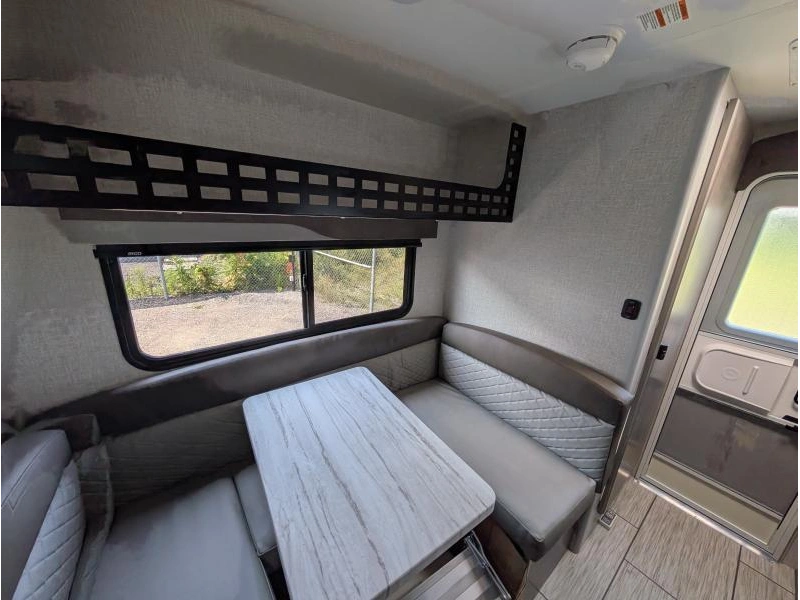 Lance Camper Lance Sq825 2026 alt