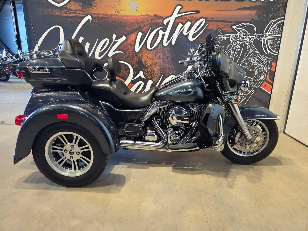 Harley-davidson Tri Glide Ultra Flhtcutg 2015 alt