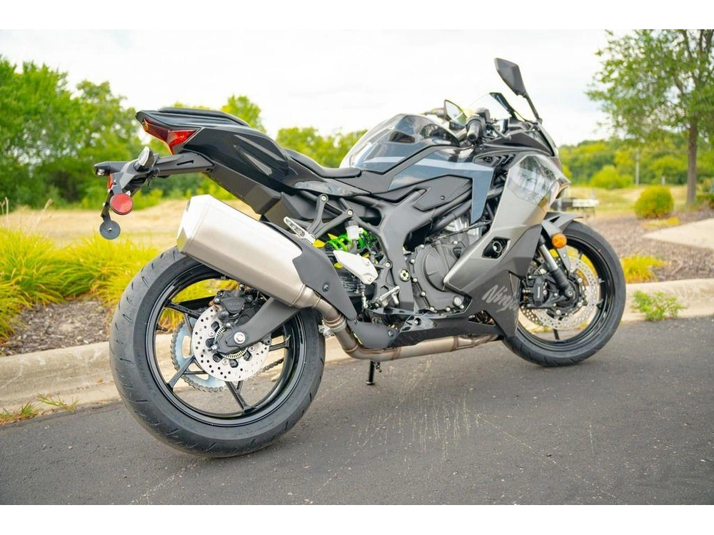 2026 Kawasaki Ninja® Zx™-4rr Abs alt